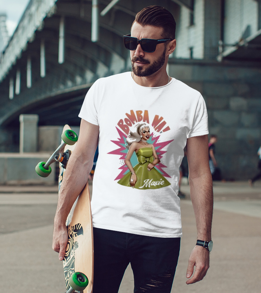 Bomba Na Maxie Vintage Style Pin-Up T-Shirt