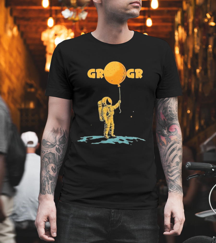 Aj Writes Crypto Get Rich Or Get Rekt Astronaut Holding Orange Moon Balloon T-Shirt