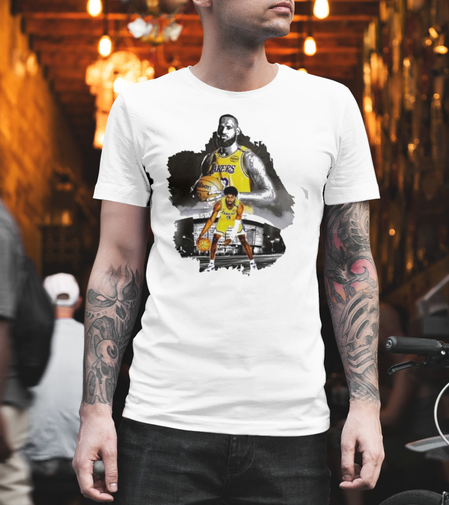 Lebron James Lakers Basketball Star in Action with Los Angeles Stadium Background T-Shirt