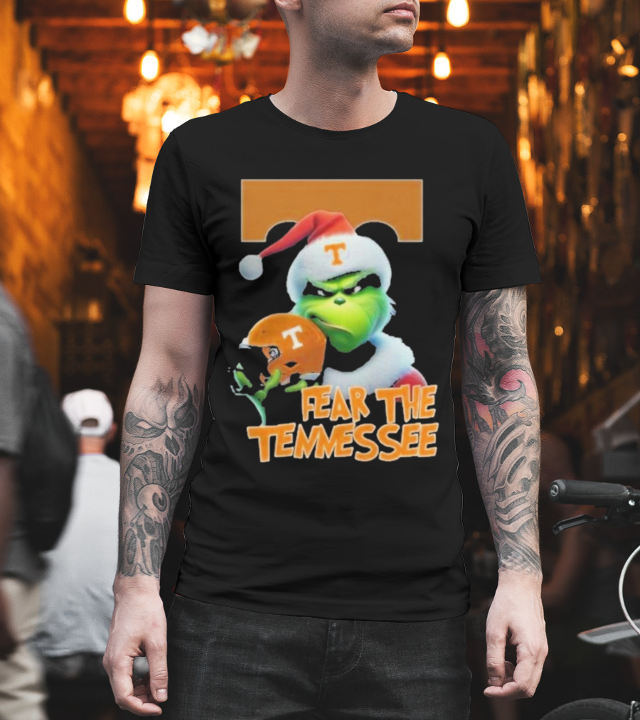 Fear The Tennessee Volunteers Grinch Football Helmets T-Shirt
