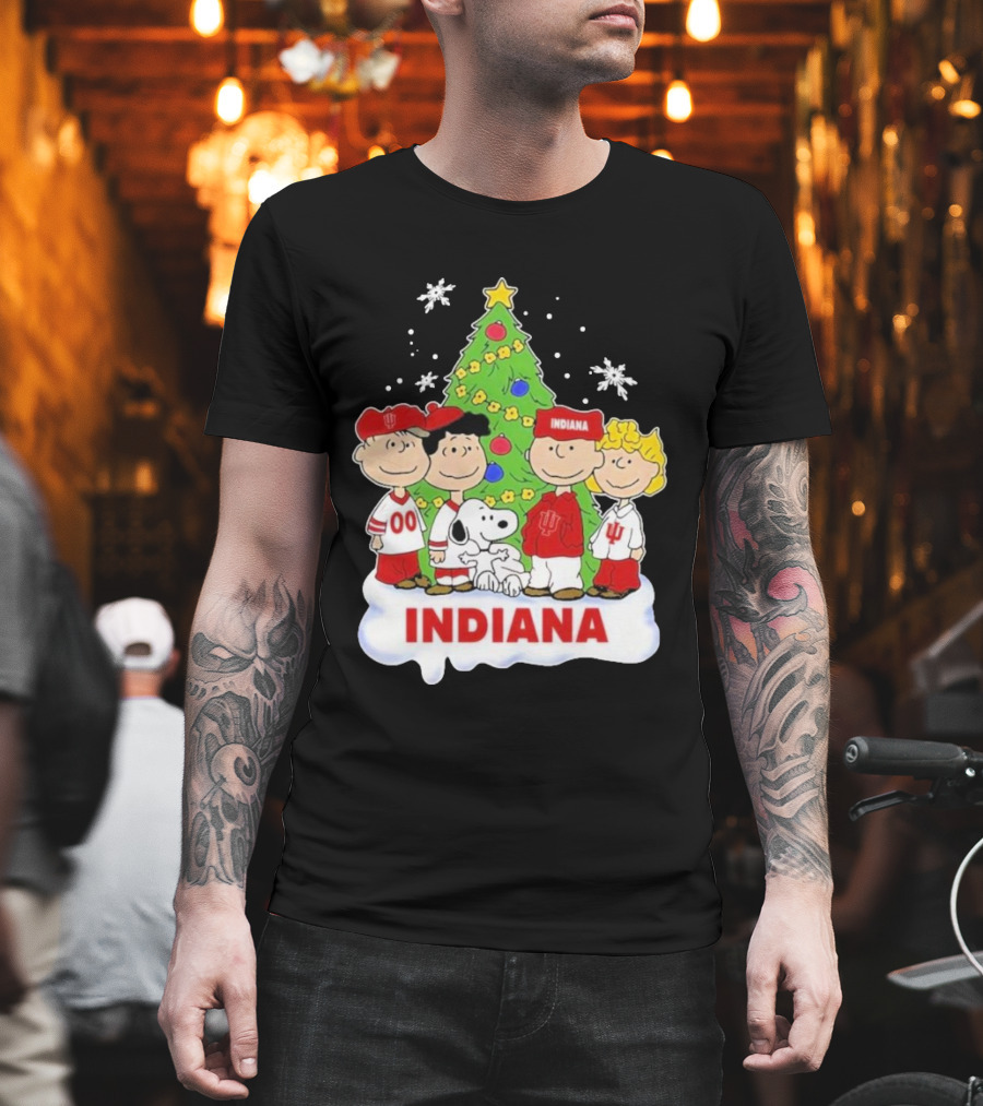 Indiana Hoosiers Snoopy Peanuts Christmas Tree Charlie Brown Lucy Linus T-Shirt