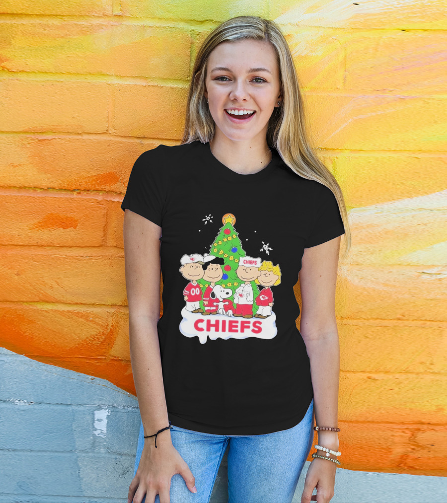 Kansas City Chiefs Snoopy Christmas Peanuts Characters Chiefs NFL Holiday T-Shirt