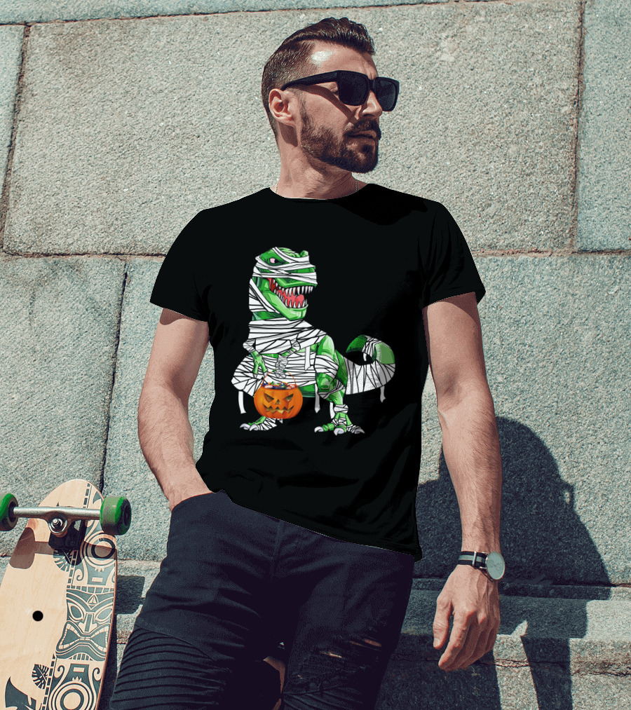 Halloween Pumpkin Mummy Dinosaur With Candy Bucket T-Shirt