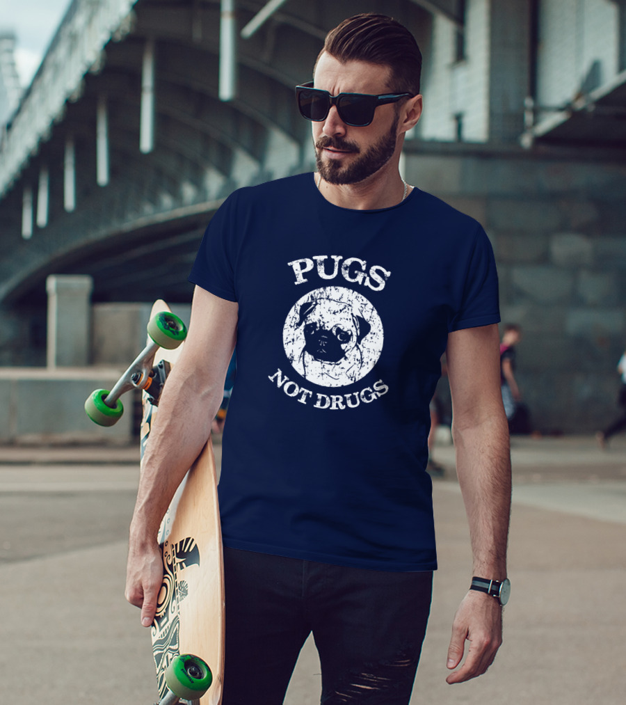 Vintage Style Pugs Not Drugs With Distressed Pug Face T-Shirt
