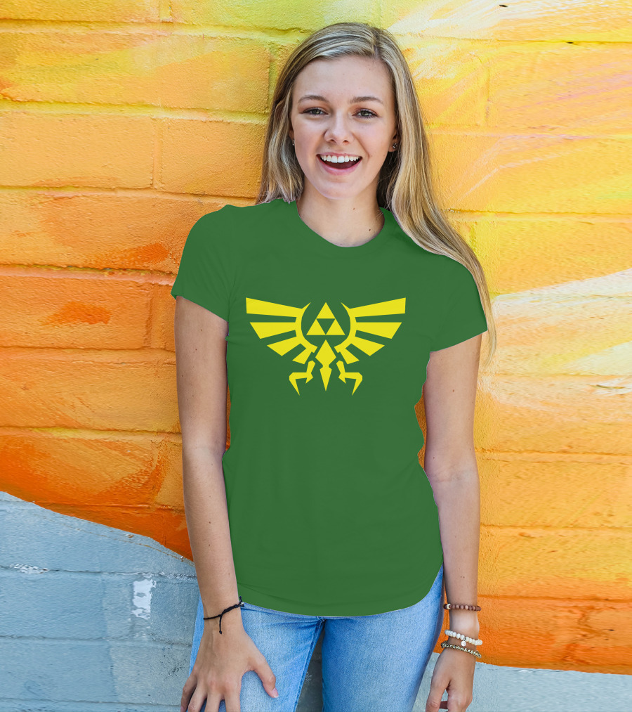Triforce Hylian Crest And Cargo Shorts T-Shirt