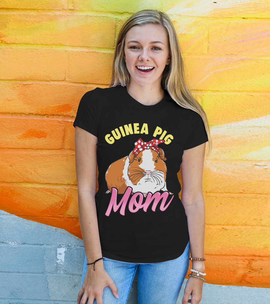 Guinea Pig Mom Wheek Squad Bow Tie Edition T-Shirt