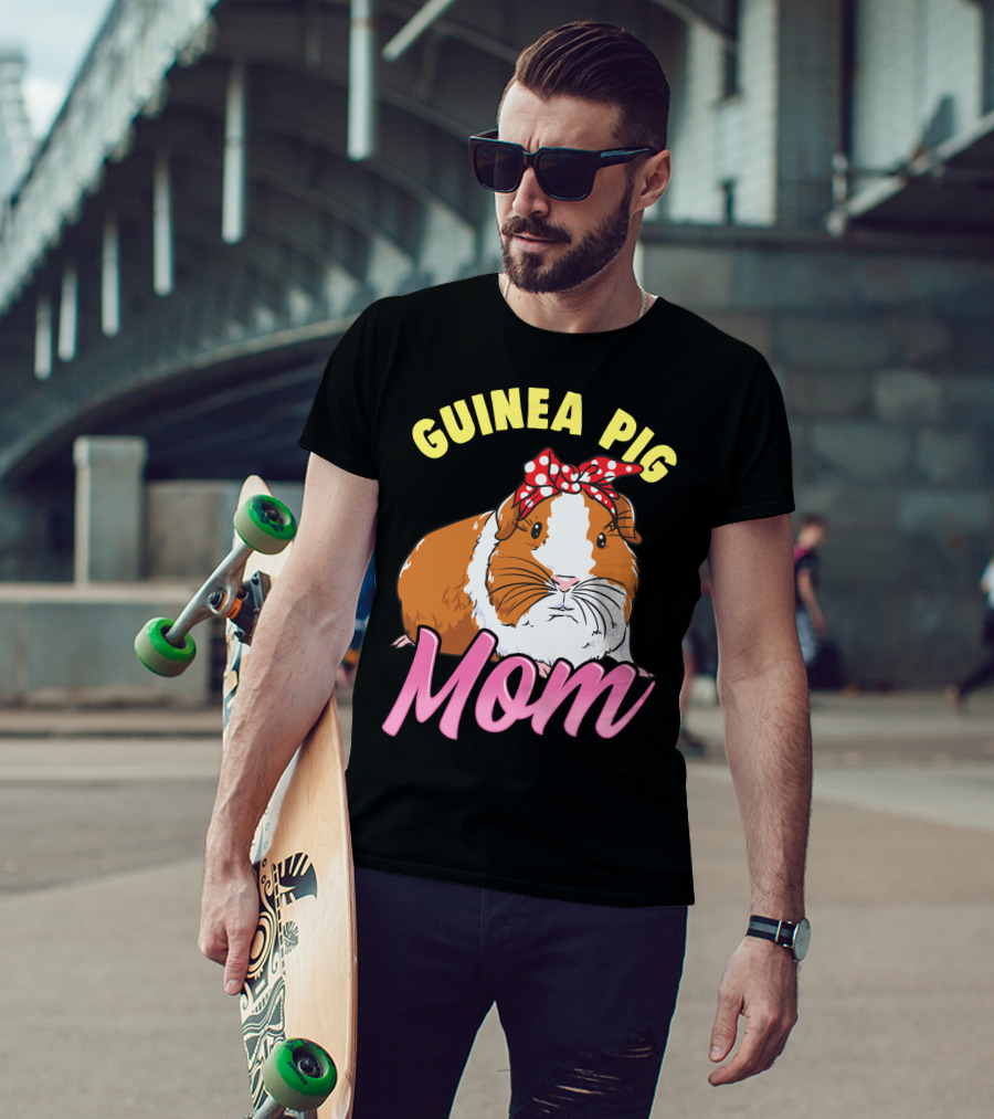 Guinea Pig Mom Wheek Squad Bow Tie Edition T-Shirt
