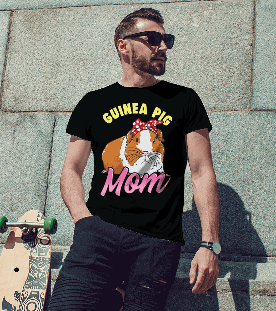 Guinea Pig Mom Wheek Squad Bow Tie Edition T-Shirt