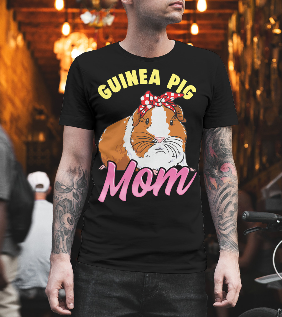 Guinea Pig Mom Wheek Squad Bow Tie Edition T-Shirt