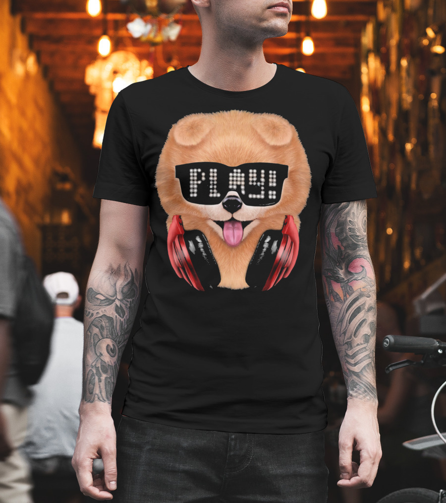 Cream Pomeranian Dog DJ in Sunglass with Play Headphones T-Shirt