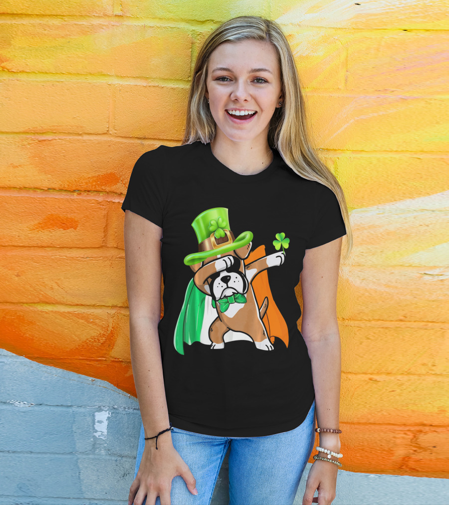 Lucky Boxer Dabbing With Irish Flag And Shamrock Hat T-Shirt