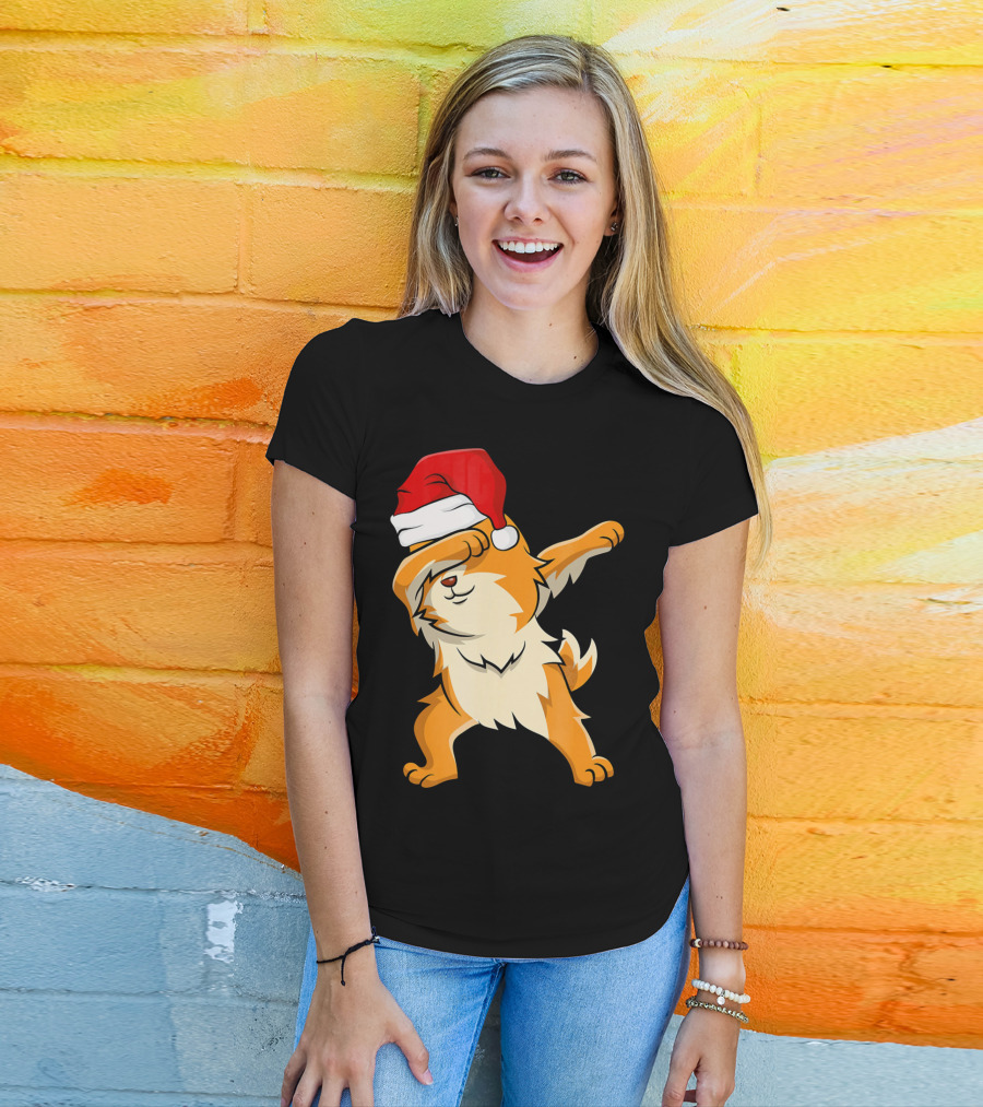 Dabbing Pomeranian With Santa Hat T-Shirt