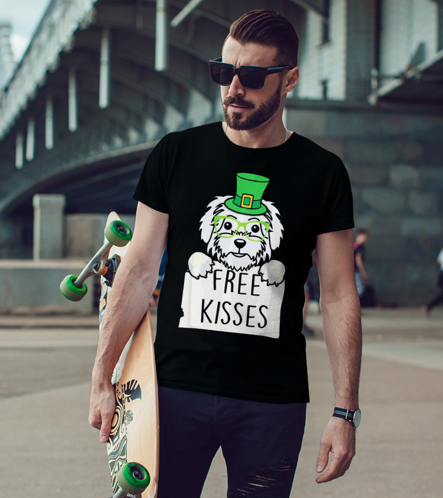 Free Kisses Maltese Dog With Green Leprechaun Hat St Patricks T-Shirt
