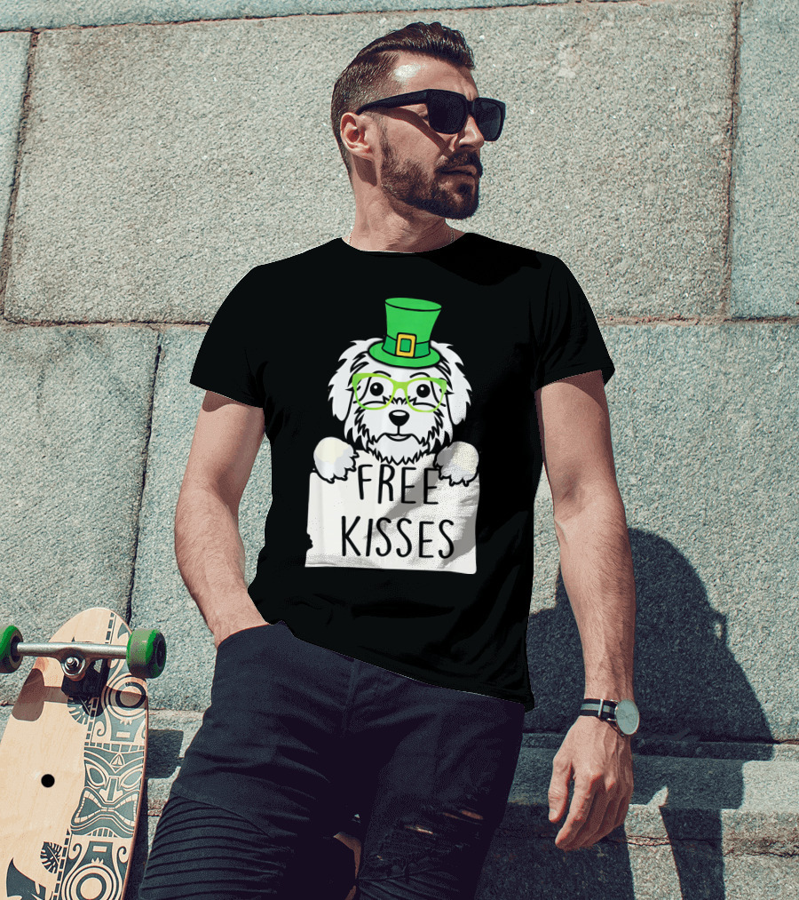 Free Kisses Maltese Dog With Green Leprechaun Hat St Patricks T-Shirt