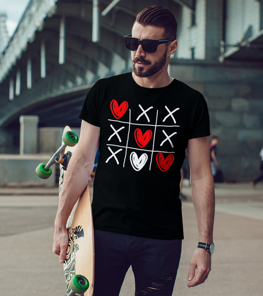 Cute Hearts Tic Tac Toe Valentines Day T-Shirt