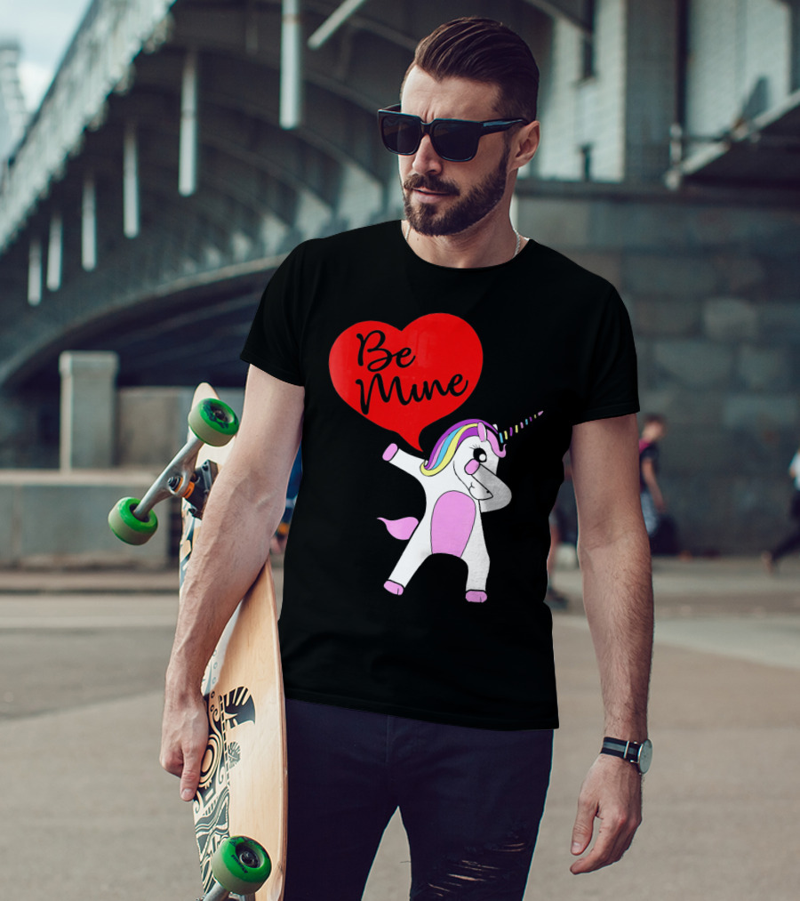 FUNNY DABBING PONY Be Mine Valentines T-Shirt