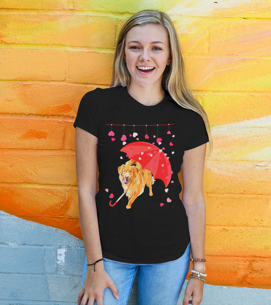 Golden Retriever With Umbrella And Falling Hearts Valentin T-Shirt