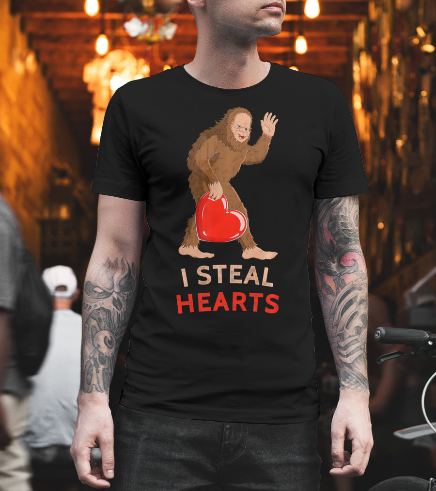 I Steal Hearts Bigfoot Valentine's Day Funny Sasquatch Image T-Shirt