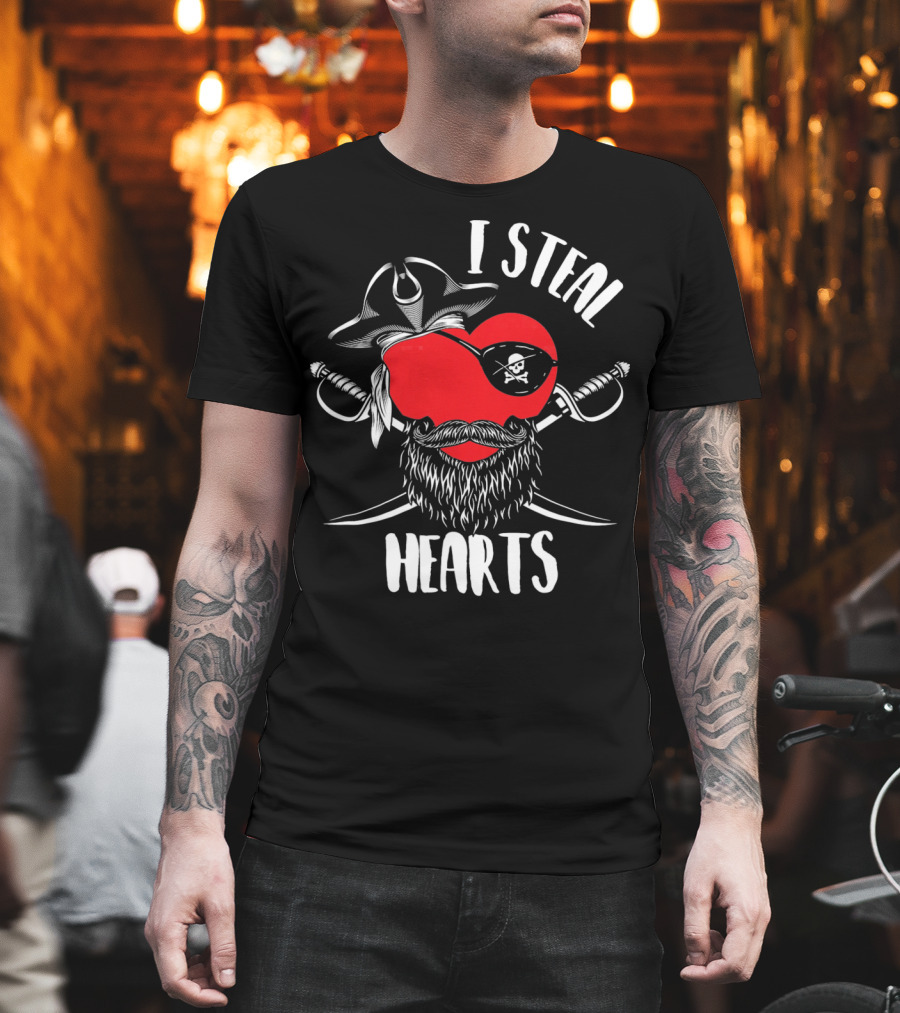 I Steal Hearts Funny Valentines Day Pirate Beard Patch Swords T-Shirt