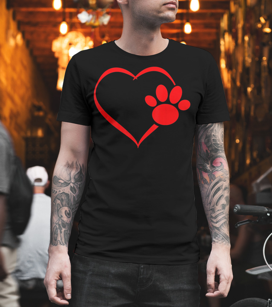 Red Heart Dog and Cat Paw Print Heart Va Love Pet Pawprint T-Shirt