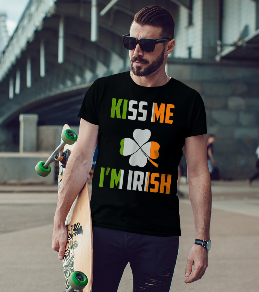 Kiss Me I'm Irish Saint Patrick Day Shamrock T-Shirt