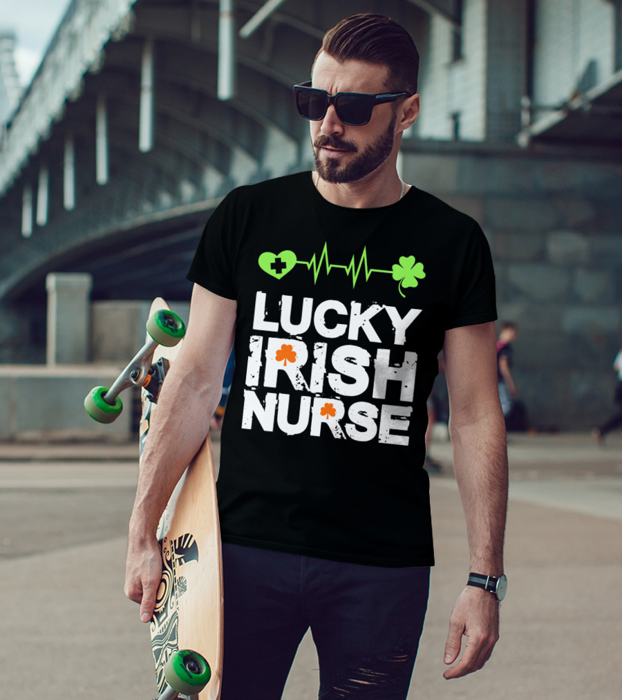 Lucky Irish Nurse St Patricks Day T-Shirt