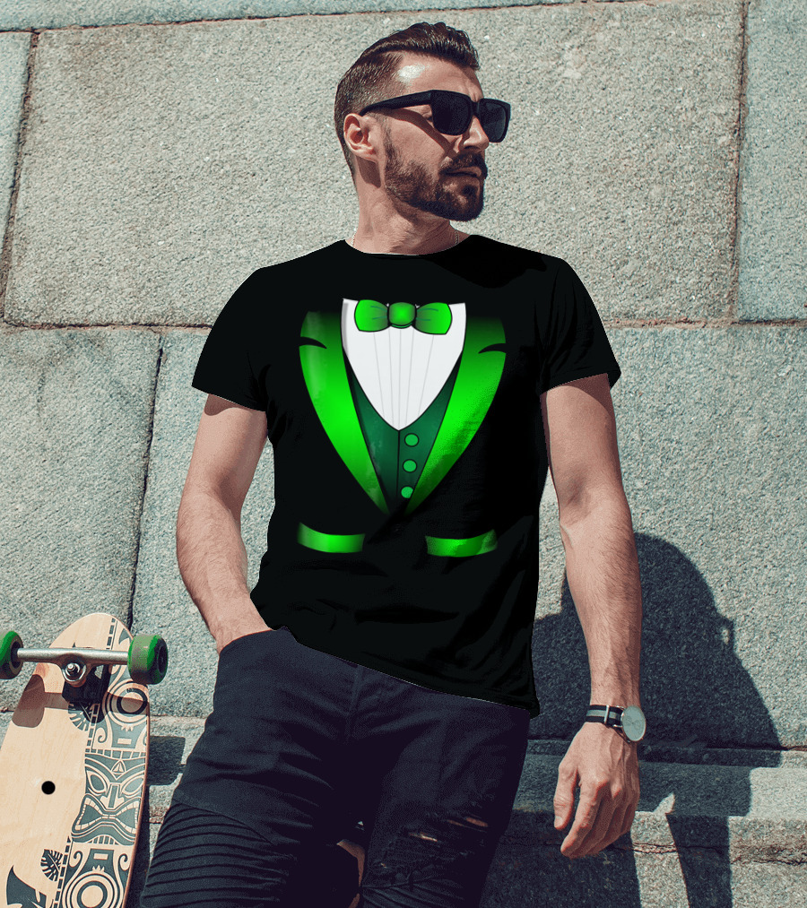 Irish St Patricks Day Leprechaun Green Tuxedo Bowtie T-Shirt