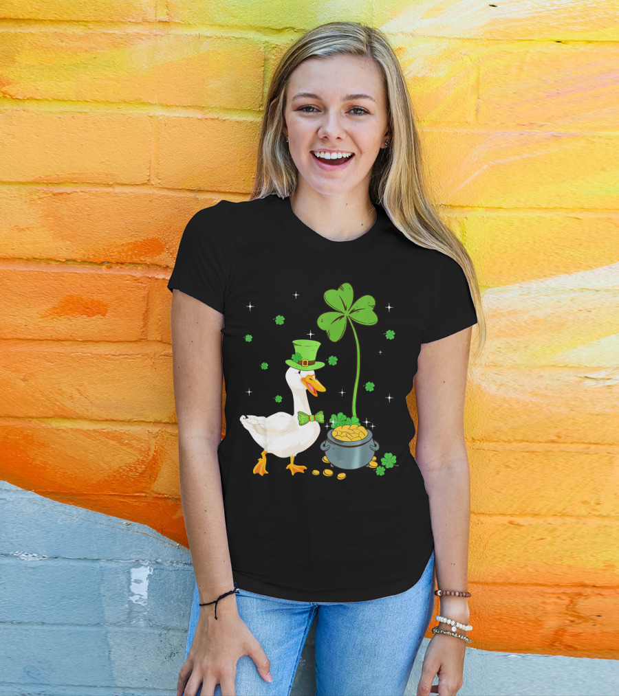 Shamrock Duck With Leprechaun Hat And Pot Of Gold T-Shirt