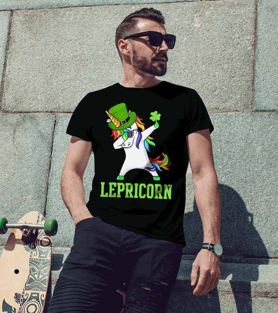 Lepricorn Lucky Irish St Patricks Day Unicorn Dabb With Shamrock Hat T-Shirt
