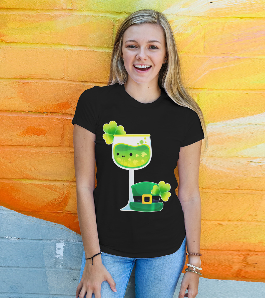 Saint Patrick's Day Green Shamrock Wine Glass With Leprechaun Hat T-Shirt