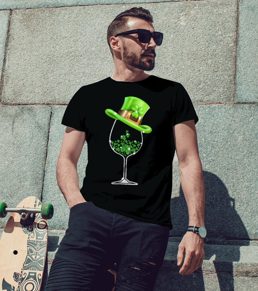 St Patricks Day Shamrock Wine Glass With Leprechaun Hat T-Shirt