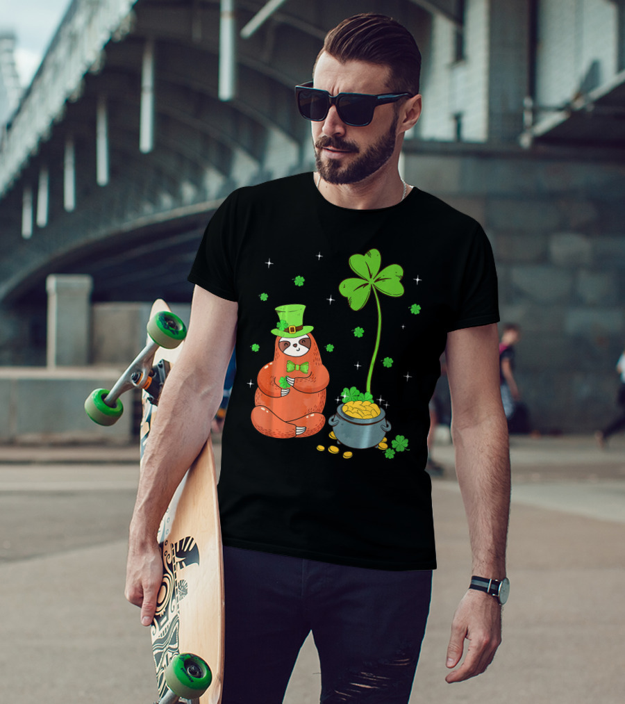 Shamrock Leprechaun Sloth Pot Of Gold St Patricks T-Shirt