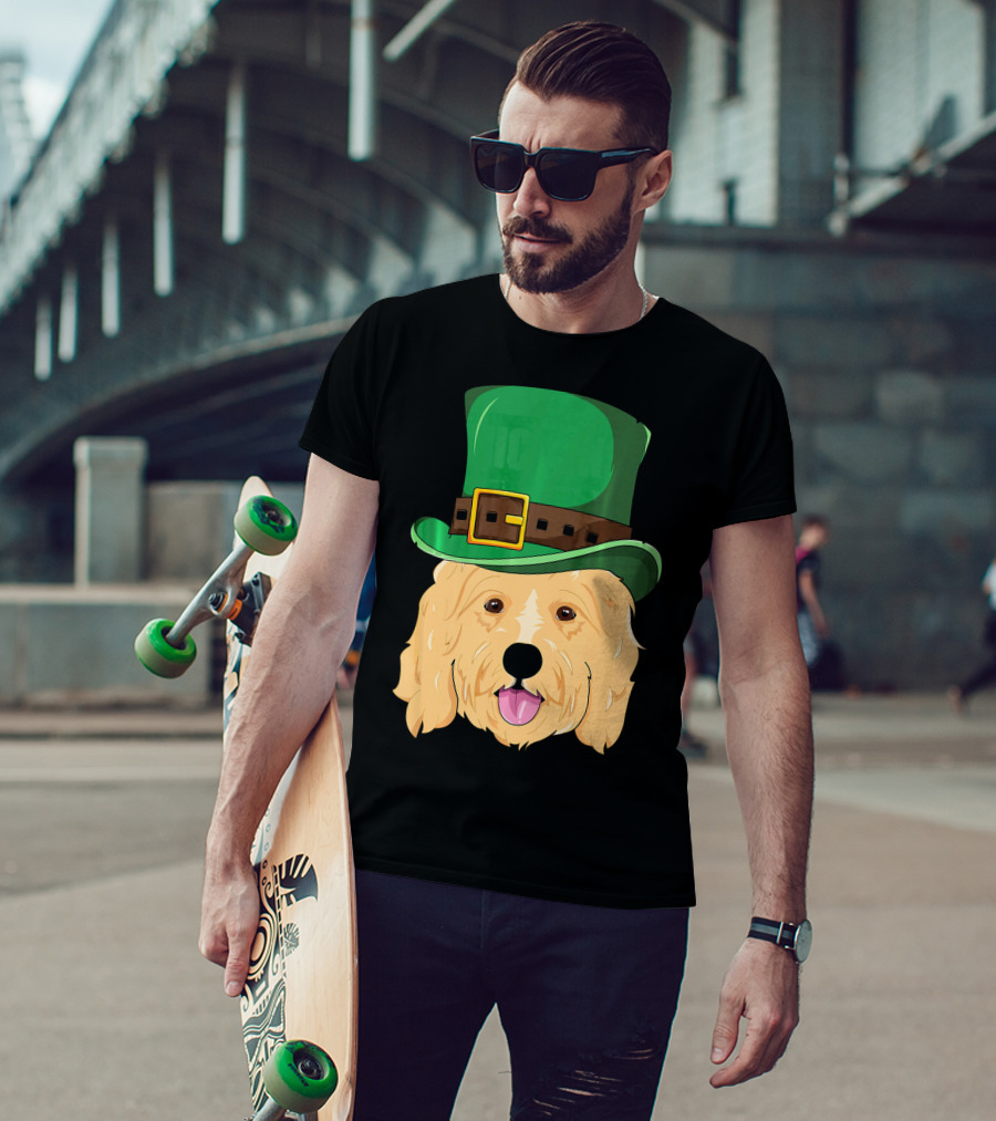 Golden Doodle St. Patrick's Day With Green Leprechaun Hat T-Shirt