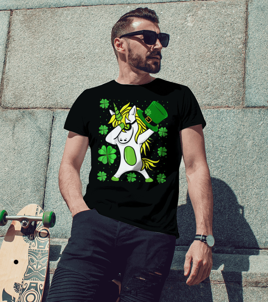 Funny Irish St Patricks Day Unicorn With Leprechaun Hat And Shamrocks T-Shirt