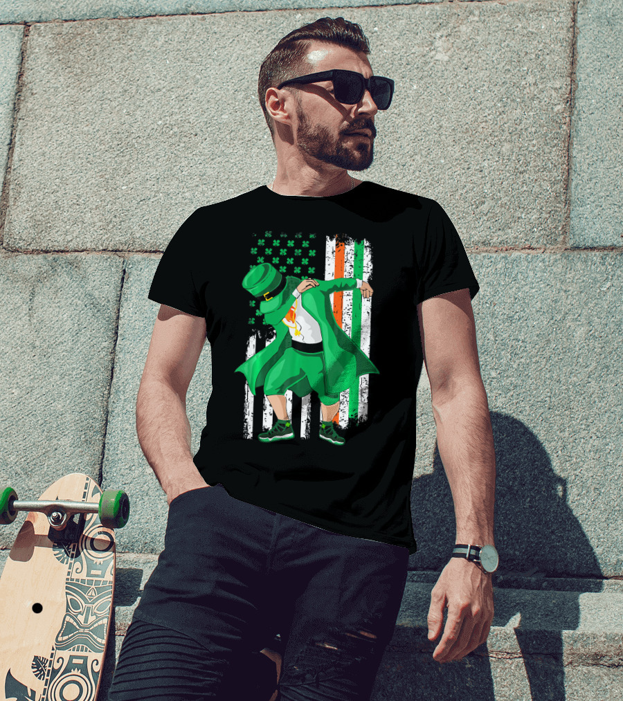 Dabbing Leprechaun With Shamrock And Irish American Flag Background T-Shirt
