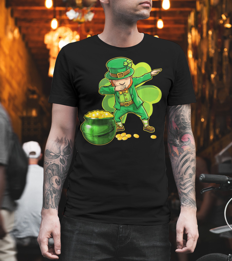Dabbing Leprechaun Pot of Gold Shamrock Dance T-Shirt