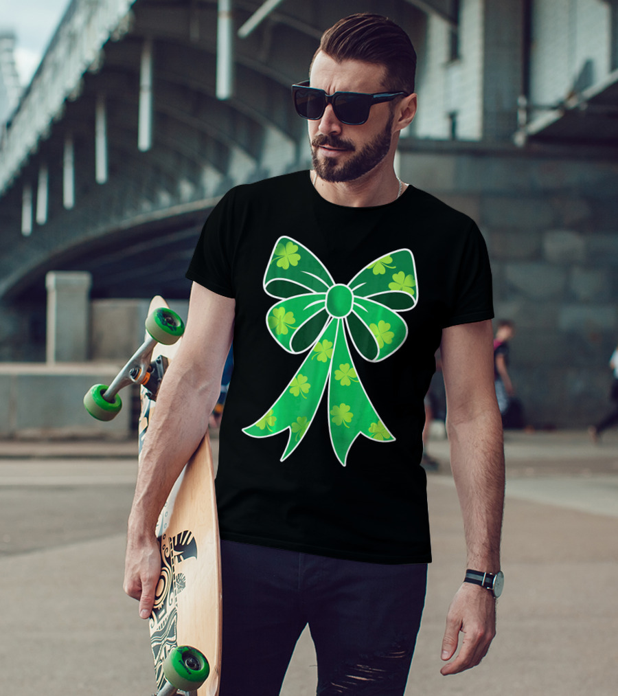 Cute Girls Irish Shamrock Bow T-Shirt