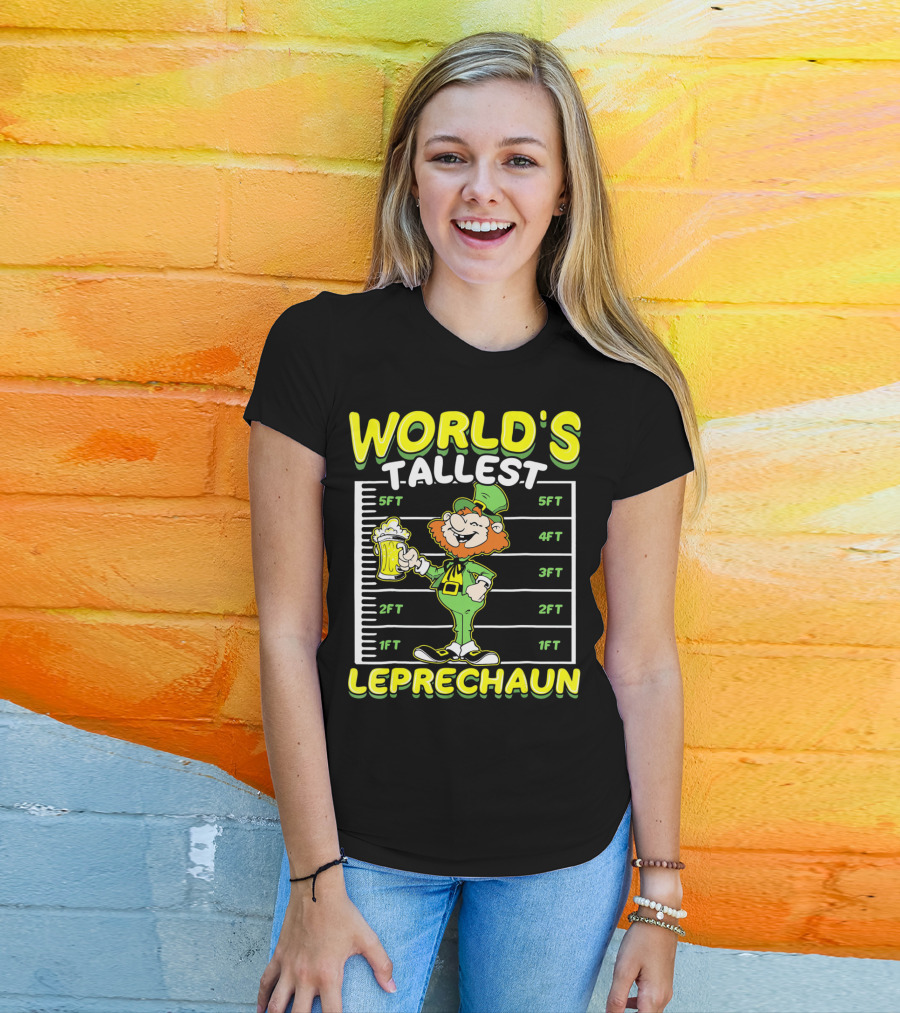WORLD'S TALLEST LEPRECHAUN Funny St Pat Holding Beer Mug With Height Chart T-Shirt