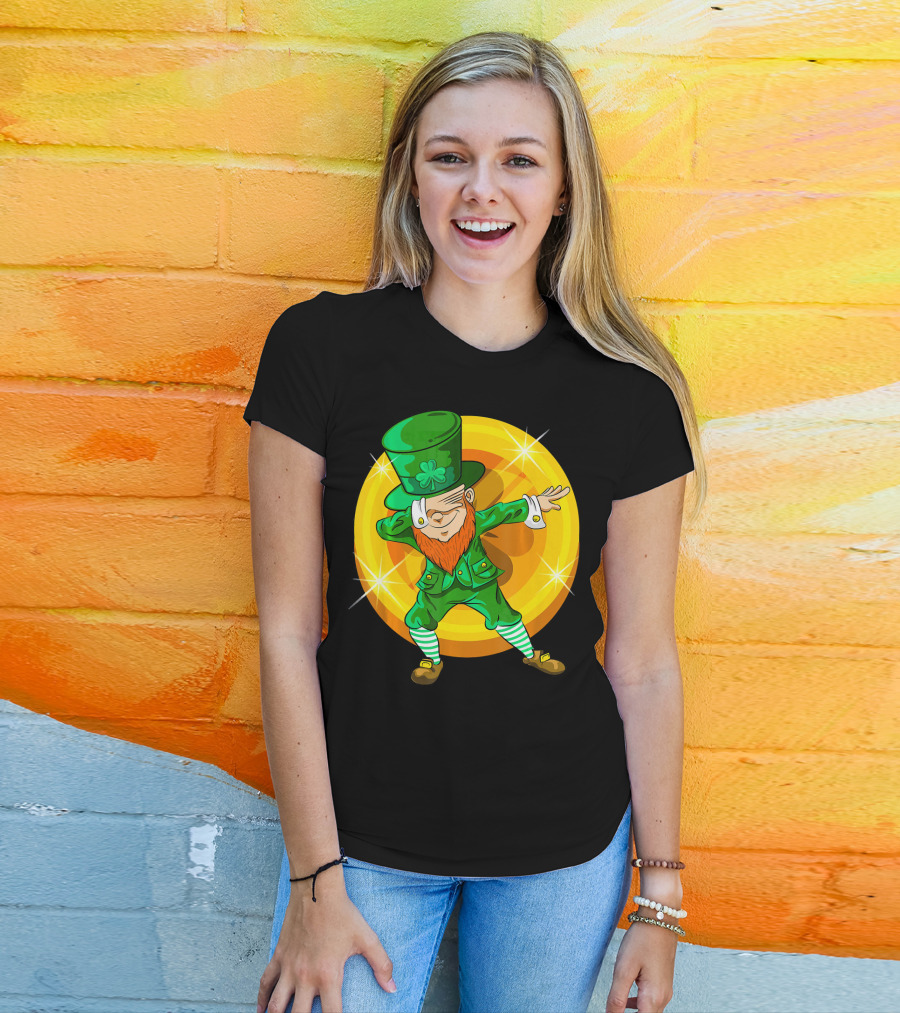 Dabbing Leprechaun With Gold Coin St Pat T-Shirt