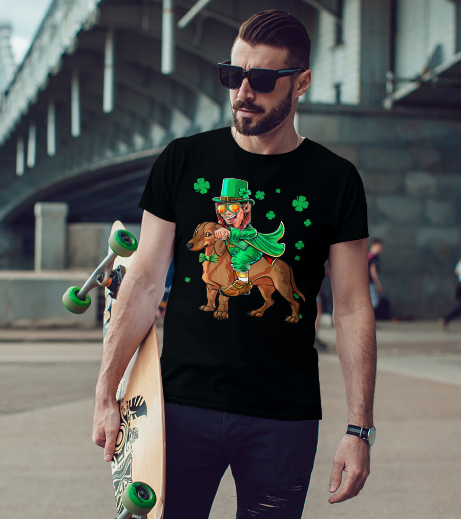 Leprechaun Riding Dachshund With Shamrocks St. Patrick's Day T-Shirt