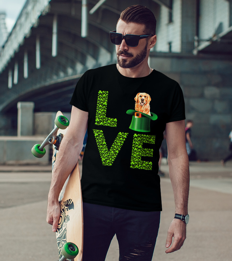 Love Golden Retrievers Dog Leprechaun Hat Shamrocks T-Shirt