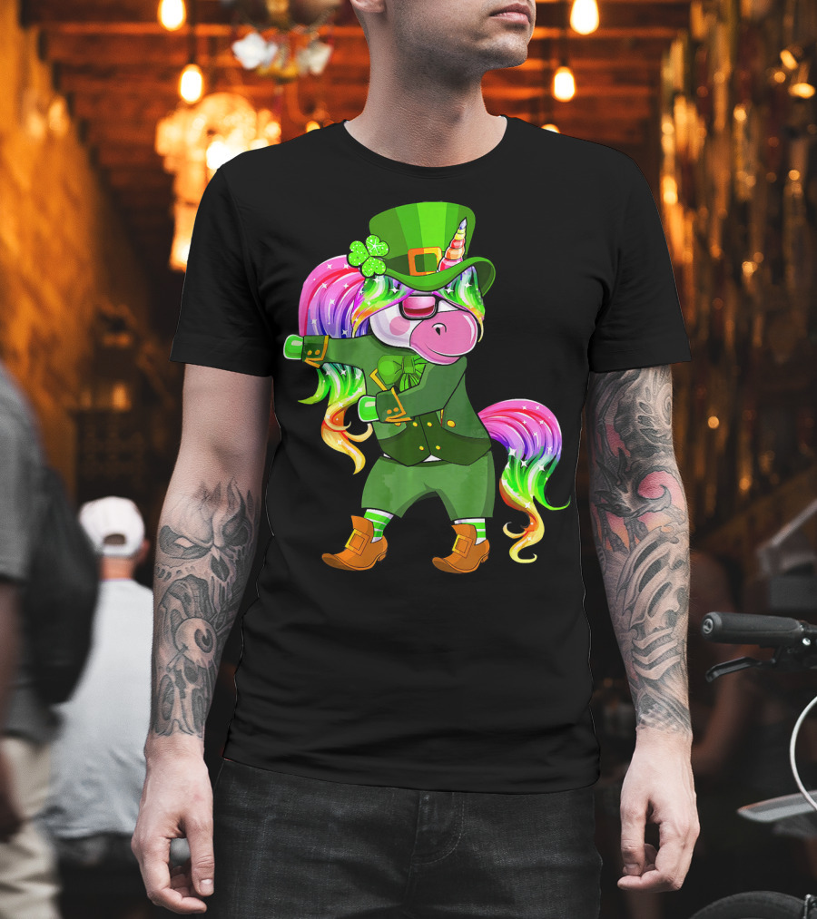 Leprechaun Costume Funny Flossing Unicorn St. Patrick's Day T-Shirt
