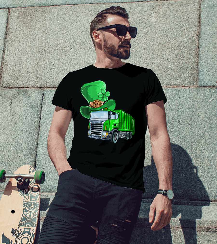 St Patricks Day Garbage Truck With Leprechaun Hat And Four-Leaf Clover T-Shirt