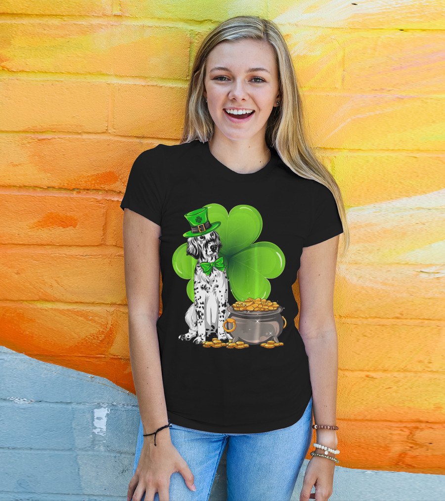 English Setter St Patricks Day Leprechaun Dog With Clover And Pot Of Gold T-Shirt