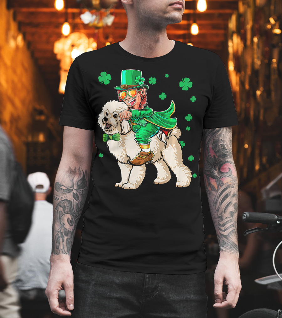 Leprechaun Riding Bichon Frise with Shamrock St. Pat's Day Charm T-Shirt