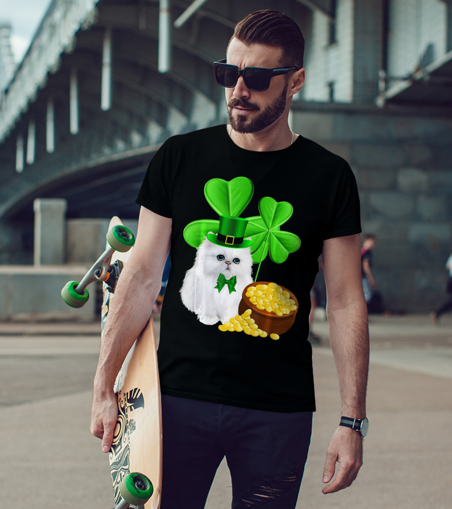 Persian Cat With Leprechaun Hat And Shamrocks St Patricks Day T-Shirt