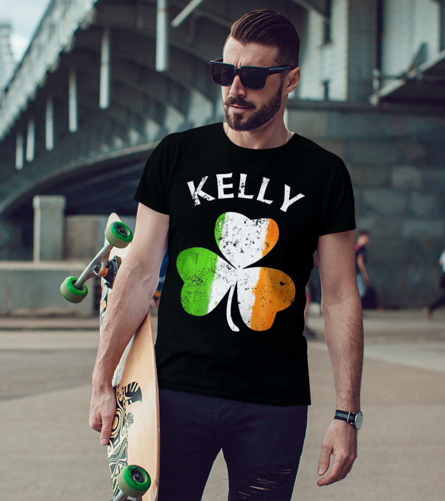 Kelly Irish Shamrock St Patricks Grunge Style Flag T-Shirt