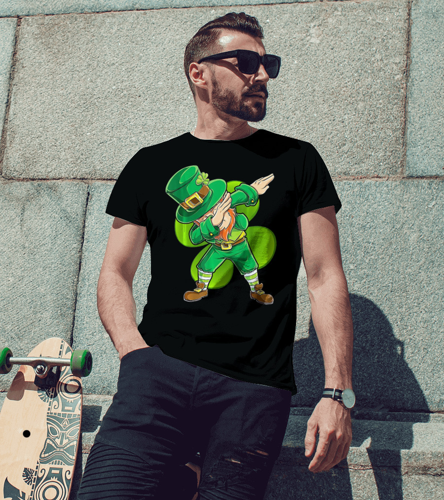 Dabbing Leprechaun Shamrock Dance St. Patrick's Day T-Shirt