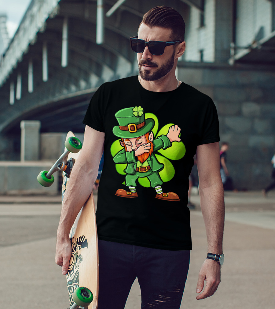 Dabbing Leprechaun With Clover St Patrick's Day Luck T-Shirt
