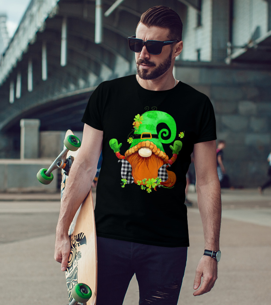 St. Patricks Day Leprechaun Gnome With Shamrock And Green Hat T-Shirt